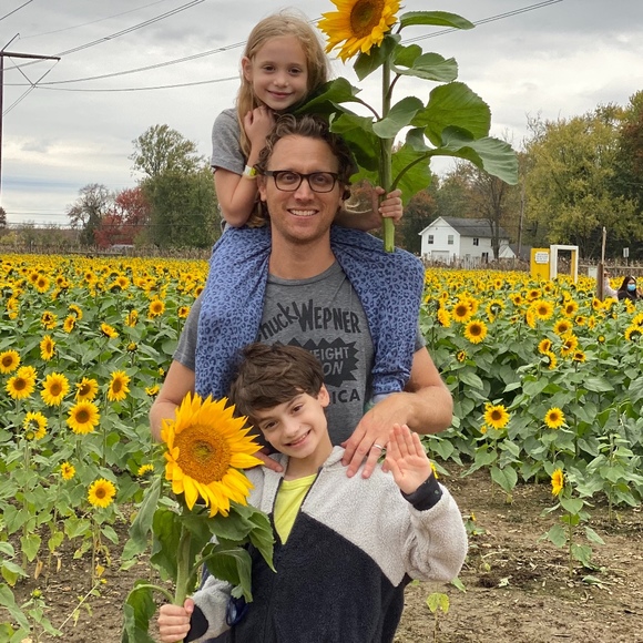 Meet your Posher, Adam - Picture 1 of 1